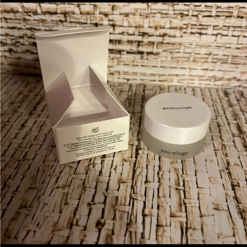 🐾 Creamy Lip Scrub 🐾